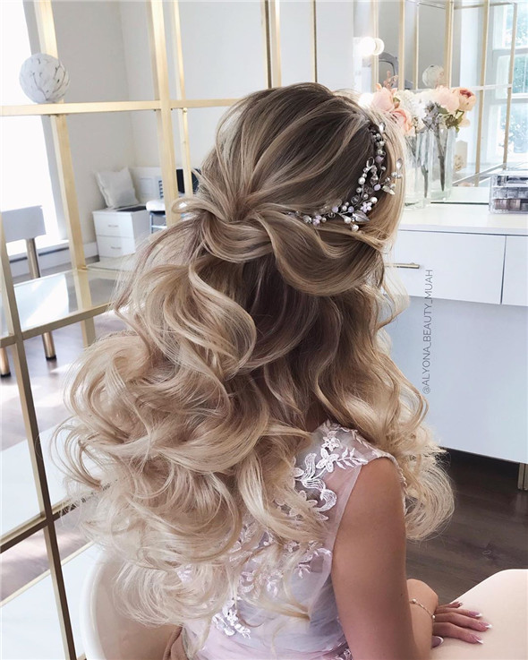 weddinghairstyls;halfuphalfdown