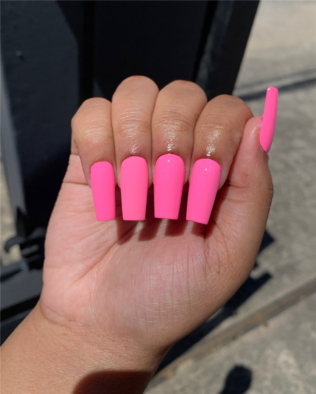 Pinknails;coffinnails;summernails