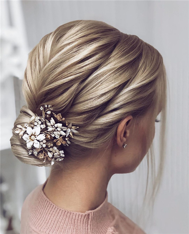 Weddinghairstyles;updohaistyles;bunhaistyles