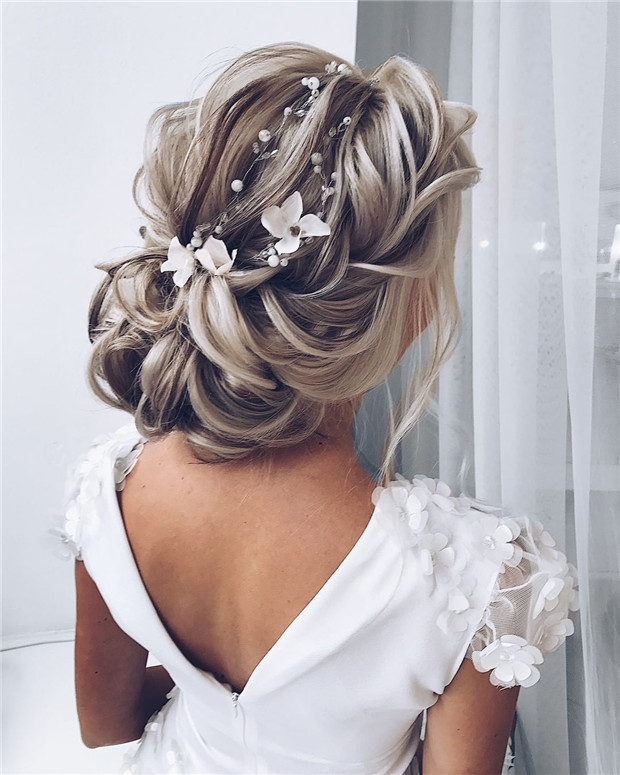 Weddinghairstyles;updohaistyles;bunhaistyles