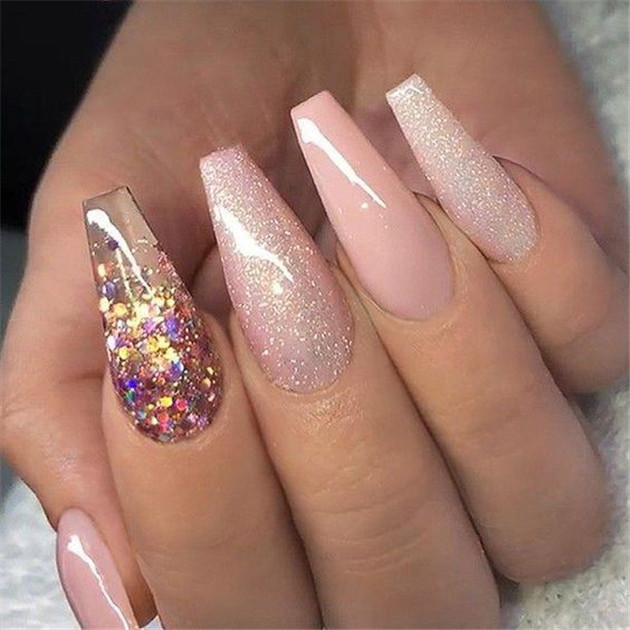 glitternail;coffinnail