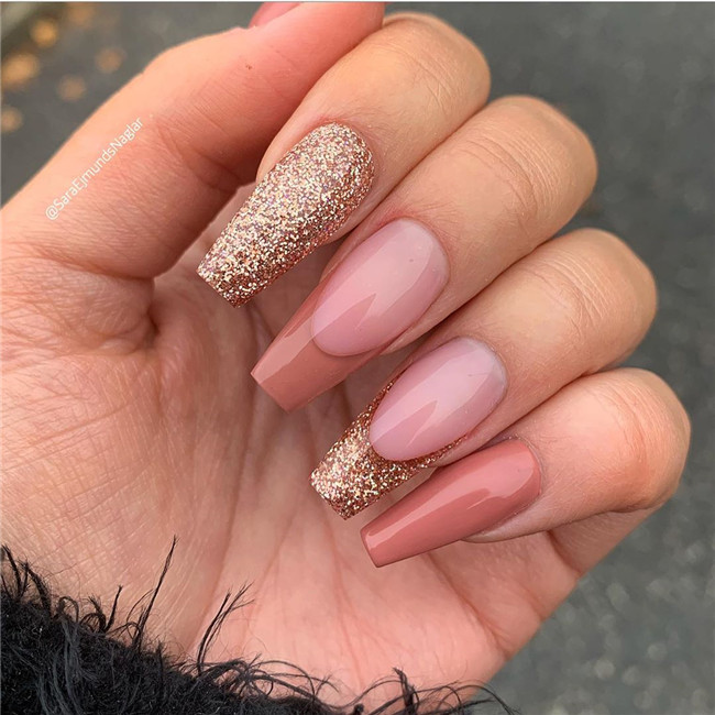 glitternail;coffinnail