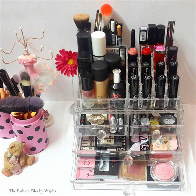 makeupstorage;