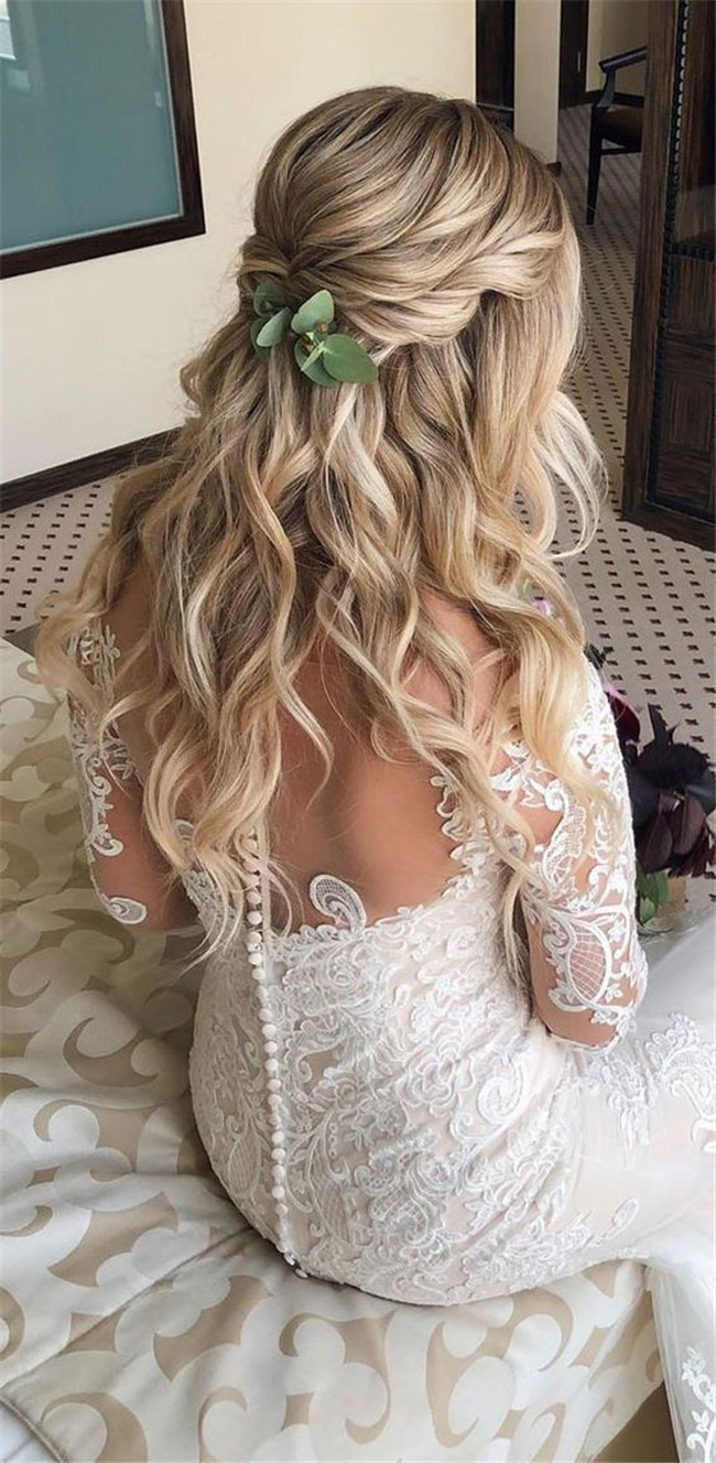 35+ Latest Outdoor Wedding Hairstyle Idea Make You Become A Charming