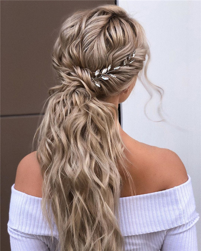 35+ Latest Outdoor Wedding Hairstyle Idea Make You Become A Charming ...